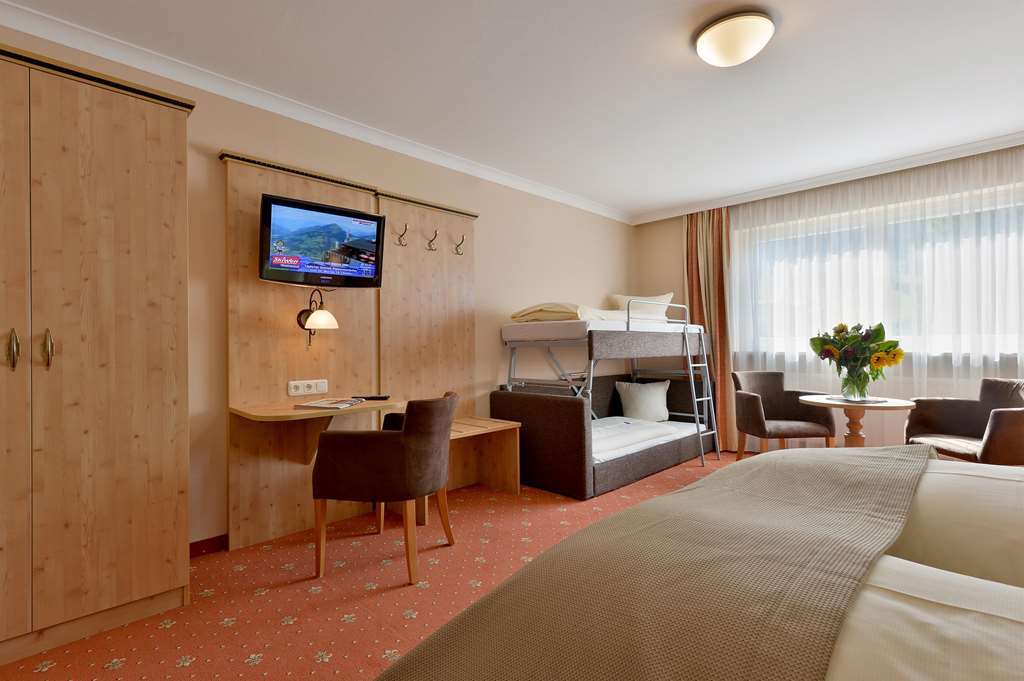 Hotel Mesnerwirt Westendorf Ruang foto